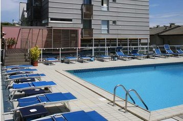 Италия Hotel Lido di Jesolo, Екстериор